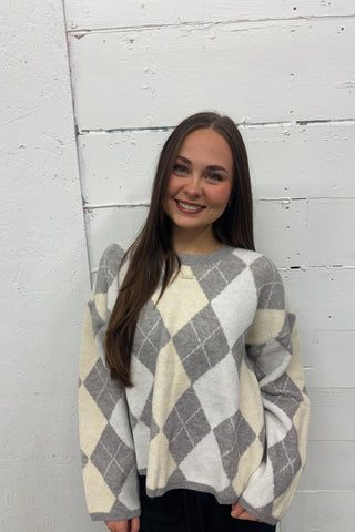 Round Neck Argyle Pattern Sweater
