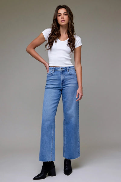 Light Wash Clean Cut Stretch Dad Jean